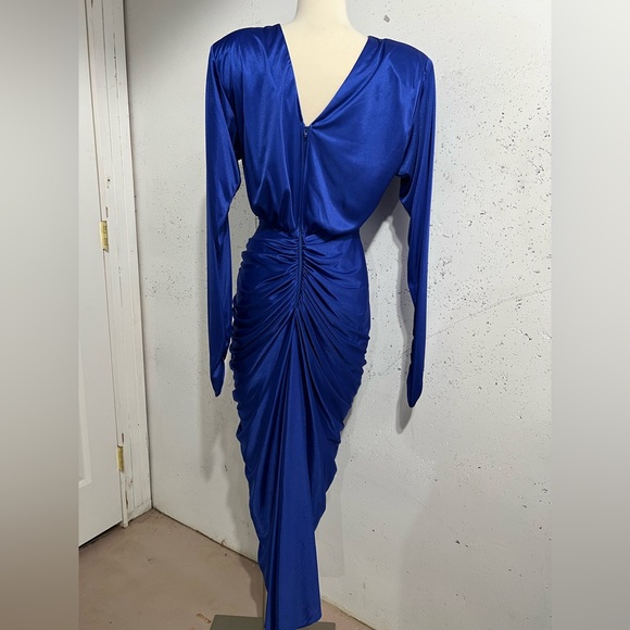 Elegant Blue Ruched Dress - Picture 6 of 12